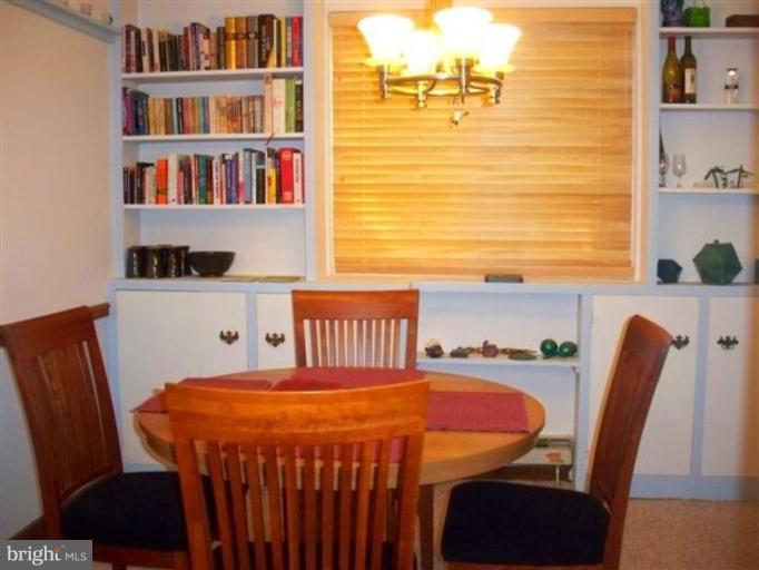 14 Ridge Road, Unit 14Y Greenbelt, MD 20770 - Photo 8 of 12 Dining Room