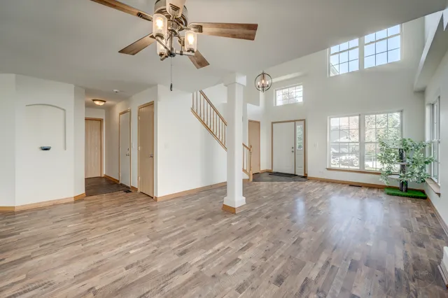 $425,000 | 1966 Congrove Drive, Aurora, IL 60503