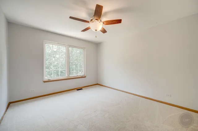 $425,000 | 1966 Congrove Drive, Aurora, IL 60503