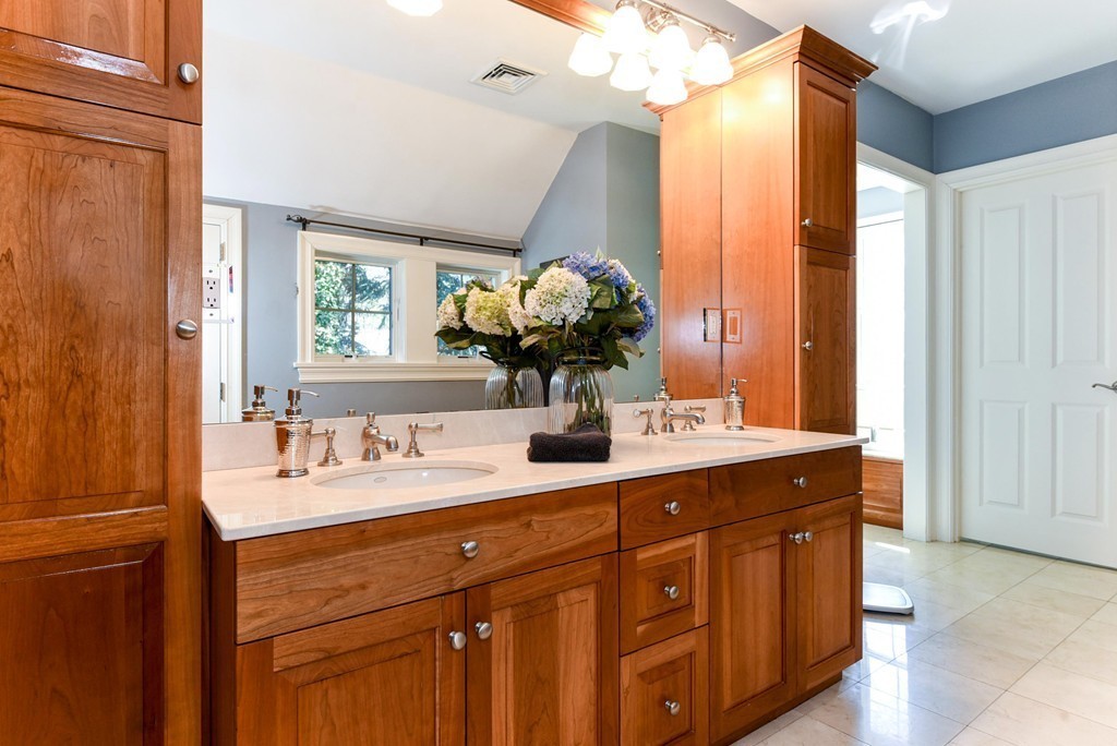 85 Lawton Road Needham, MA 02492 - Photo 23 of 30
