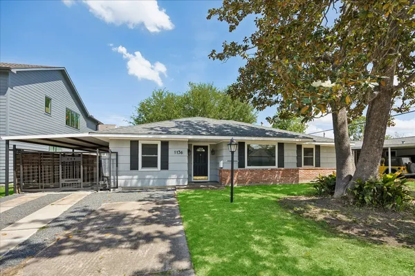 $2,400 | 1136 Oak Tree Drive, Houston, TX 77055