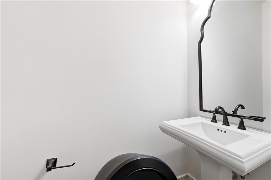 124 Jason Lane Cumming, GA 30040 - Photo 30 of 45