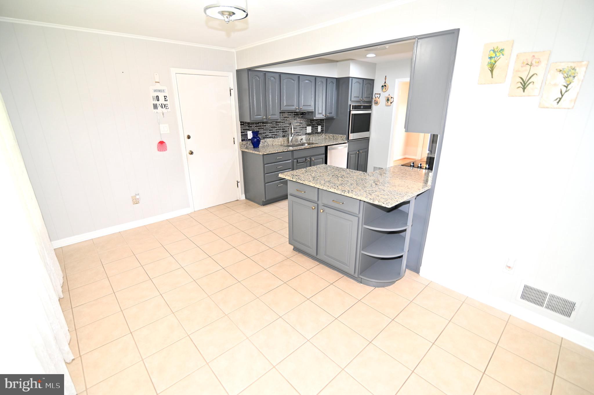 7518 Todd Place Manassas, VA 20109 - Photo 14 of 68