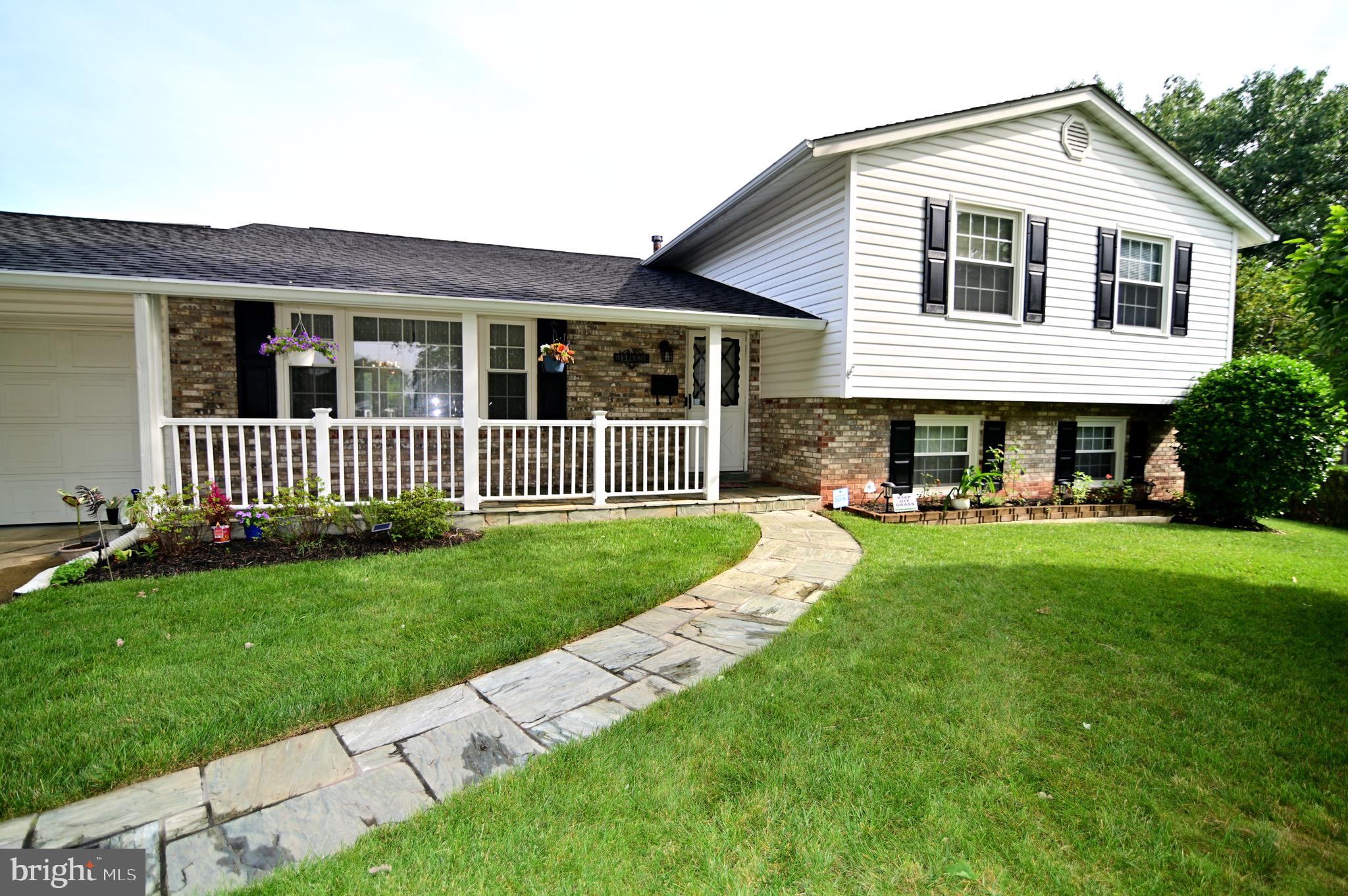 7518 Todd Place Manassas, VA 20109 - Photo 4 of 68