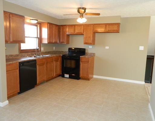 3220 Rocky Point Road Springfield, OH 45502 - Photo 5 of 25 Gallery Image 5