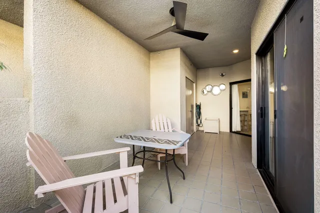 $2,100 | 255 South Avenida Caballeros, Unit 302, Palm Springs, CA 92262