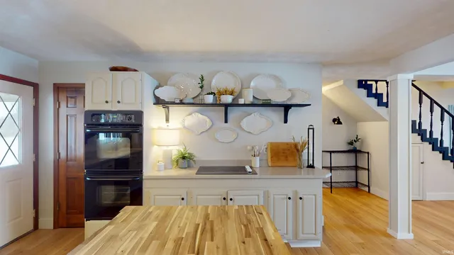 $399,900 | 1075 East Bocock Road, Marion, IN 46952