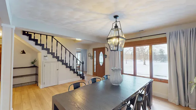 $399,900 | 1075 East Bocock Road, Marion, IN 46952