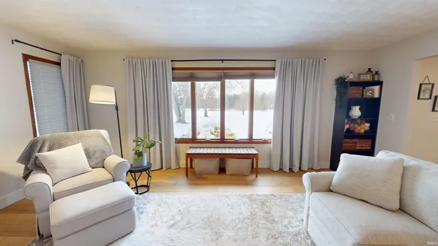 $399,900 | 1075 East Bocock Road, Marion, IN 46952