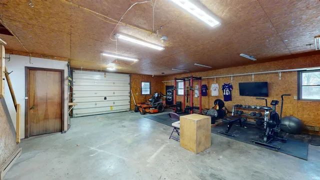 $399,900 | 1075 East Bocock Road, Marion, IN 46952