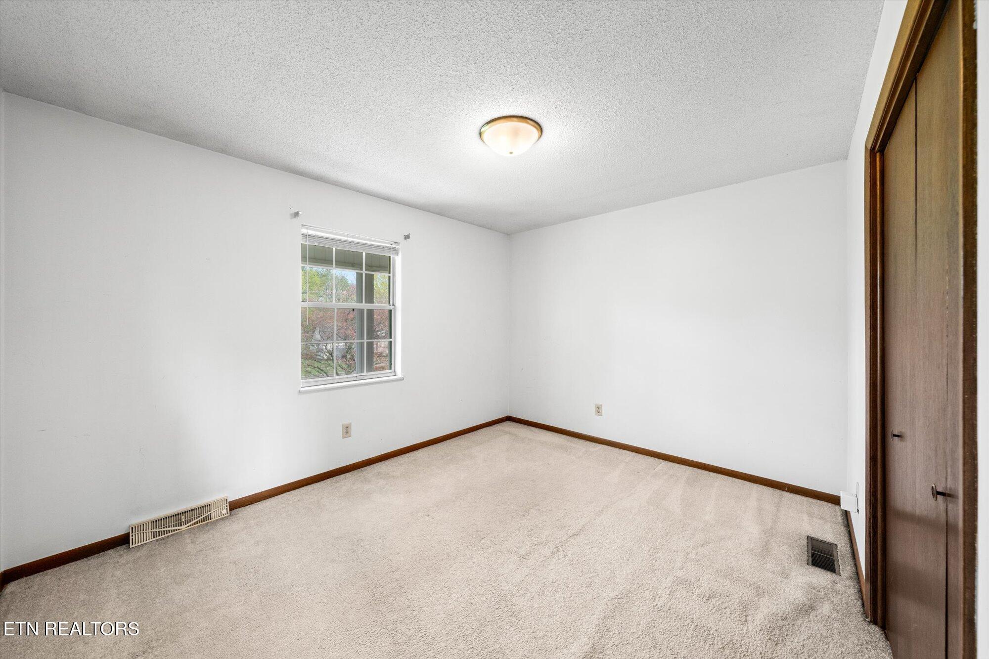 7205 Chartwell Road Knoxville, TN 37931 - Photo 14 of 29 Bedroom #3