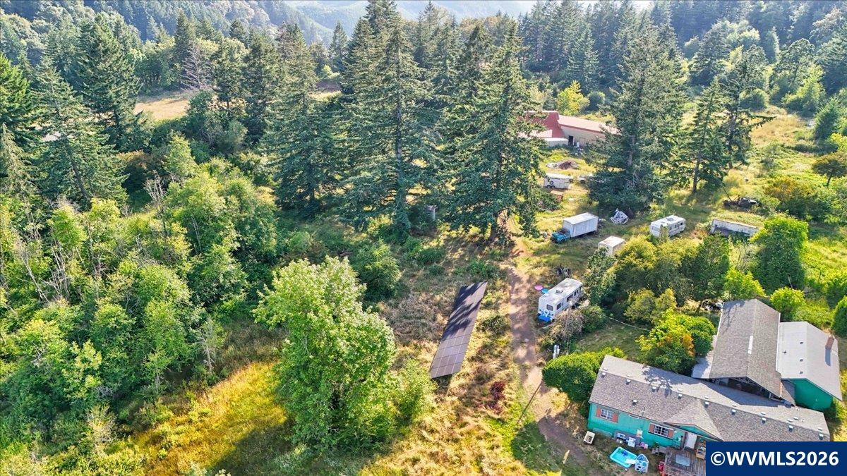 40450 South McCully Mountain Road Lyons, OR 97358 - Photo 19 of 36 Gallery Image 19