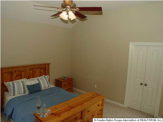 10448 Springrose Avenue Baton Rouge, LA 70810 - Photo 8 of 12