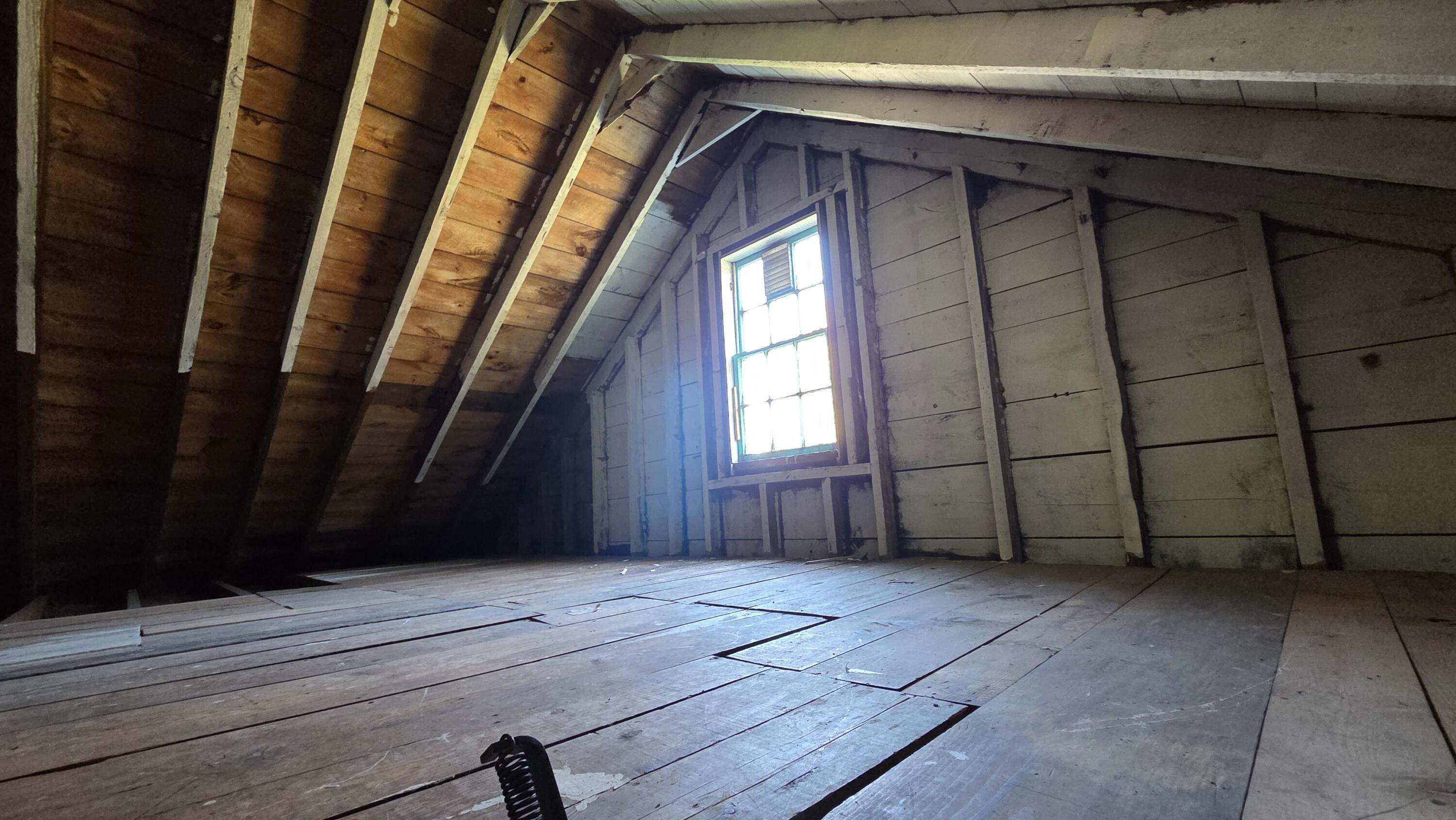 195 River Road Bucksport, ME 04416 - Photo 7 of 32 Attic