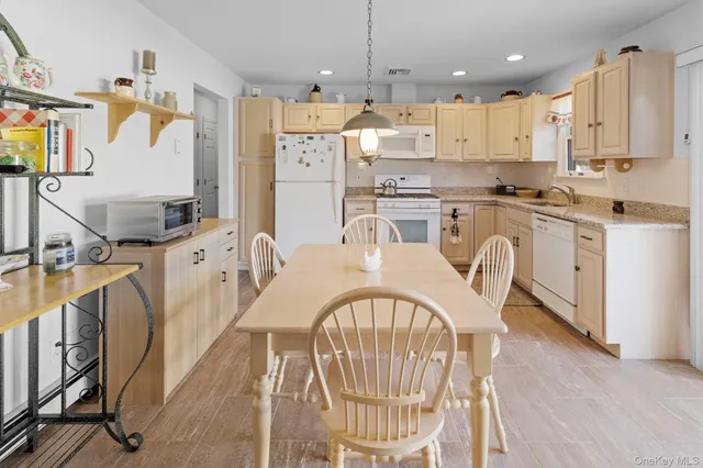 $639,999 | 72 Josica Drive, Aquebogue, NY 11901