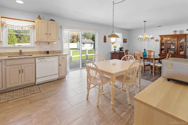 $639,999 | 72 Josica Drive, Aquebogue, NY 11901