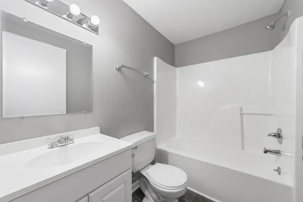 $725 | 435 North 1st Street, Clarksville, TN 37040