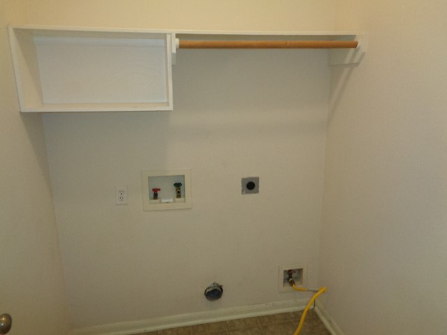 205 Maple Lane Conroe, TX 77304 - Photo 16 of 19 a view of small space