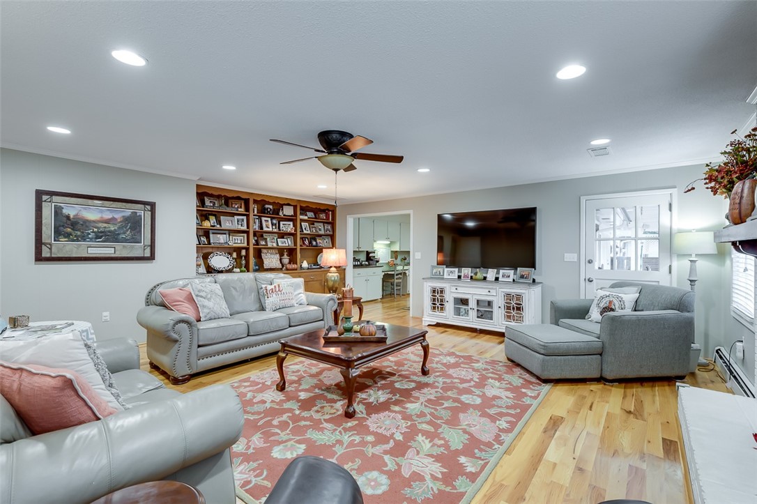 1202 Reed Road Anderson, SC 29621 - Photo 5 of 46