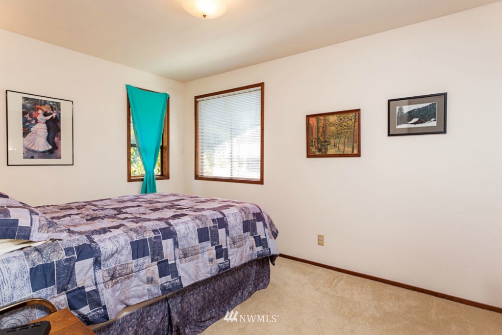 18914 Ross Road Bothell, WA 98011 - Photo 15 of 15 Gallery Image 15