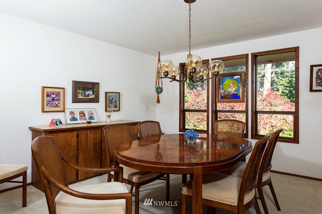 18914 Ross Road Bothell, WA 98011 - Photo 6 of 15 Gallery Image 6
