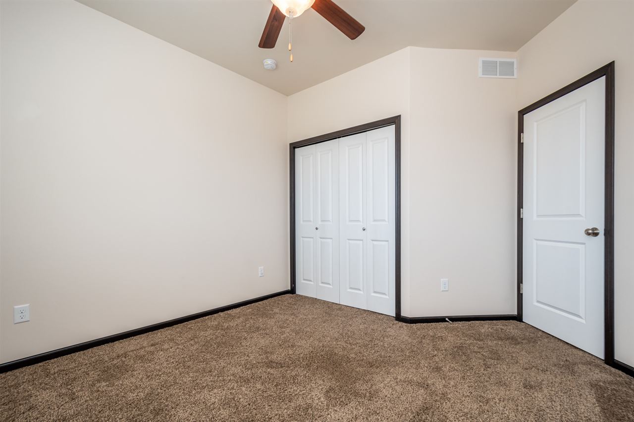 200 Prairie Rose Place Solon, IA 52333 - Photo 13 of 20 Gallery Image 13