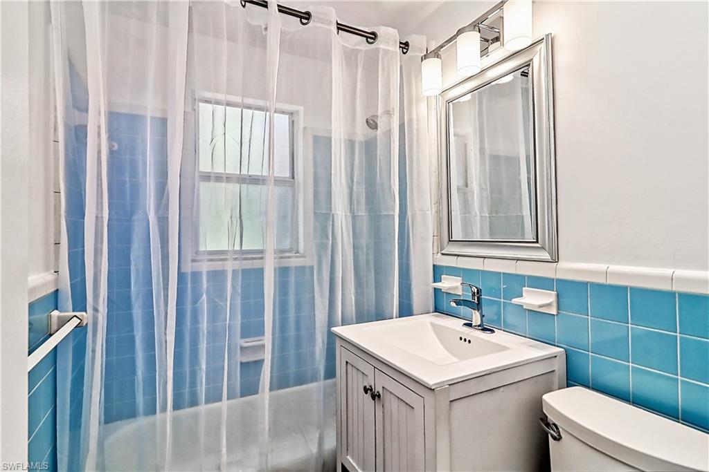 1355 Rordon Avenue Naples, FL 34103 - Photo 18 of 25 Gallery Image 18