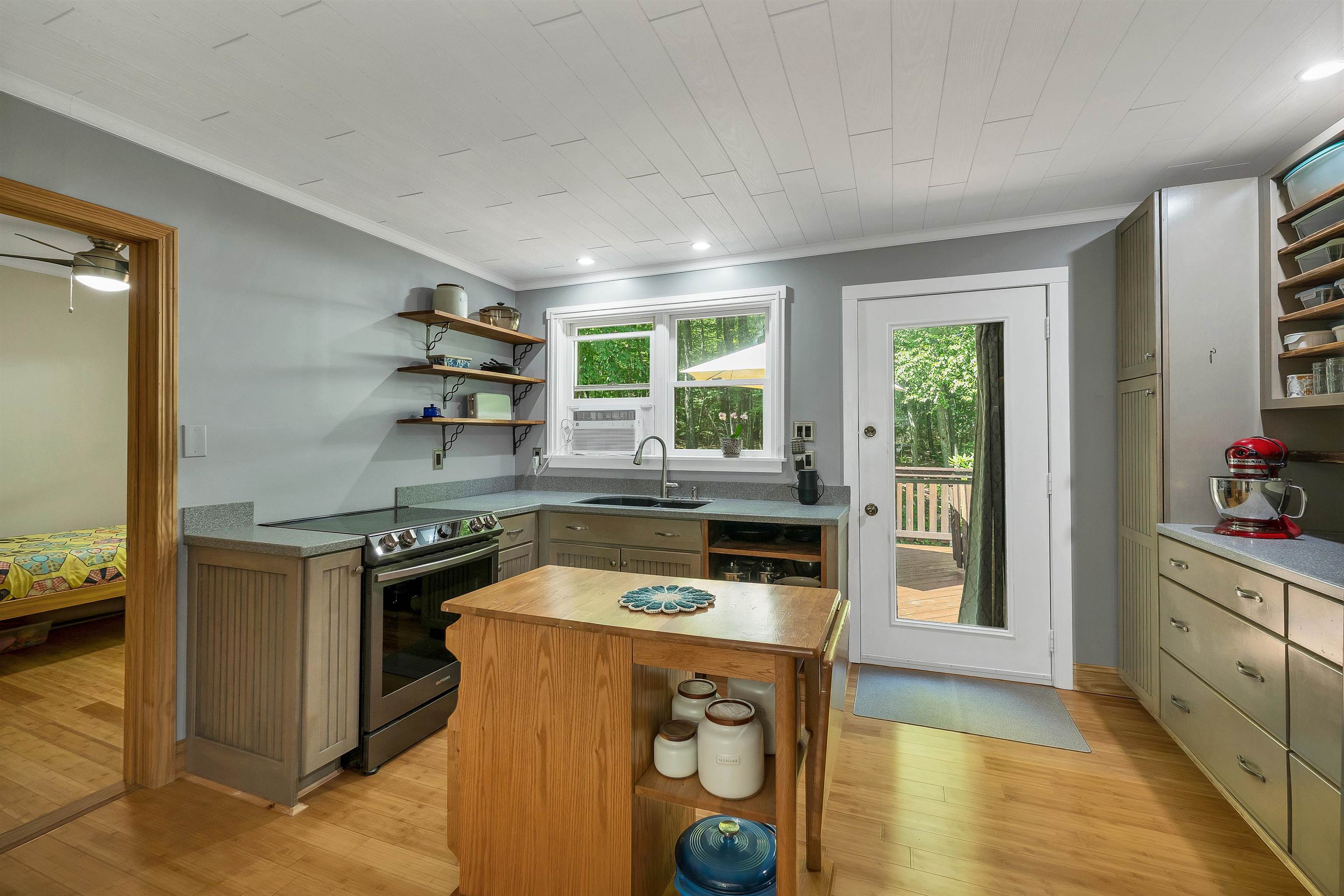 30 Roy Road Hooksett, NH 03106 - Photo 13 of 58
