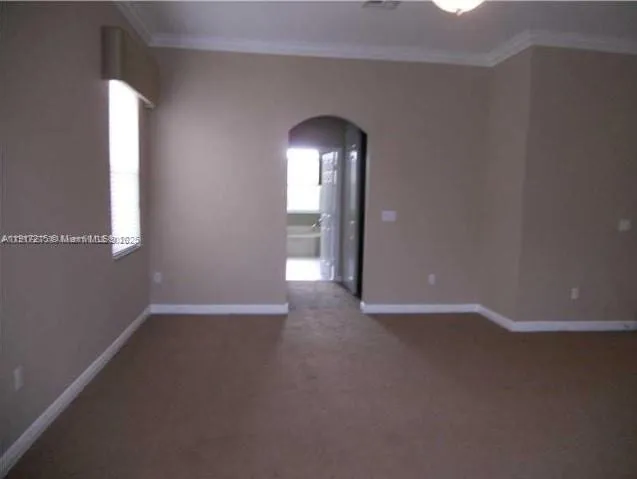 a view of empty room with window
