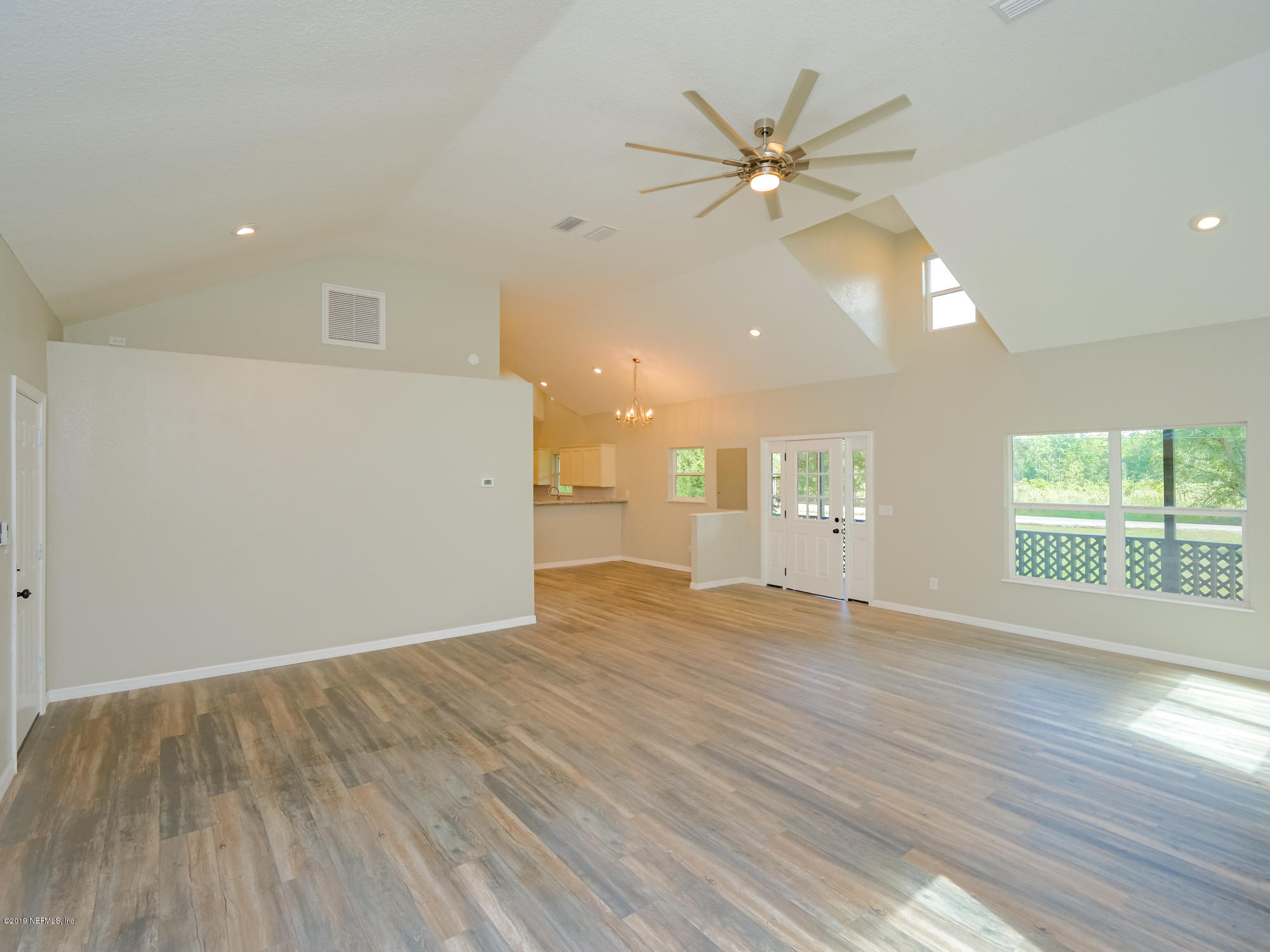 34503 Hathaway Road Callahan, FL 32011 - Photo 14 of 37 14 family to dining