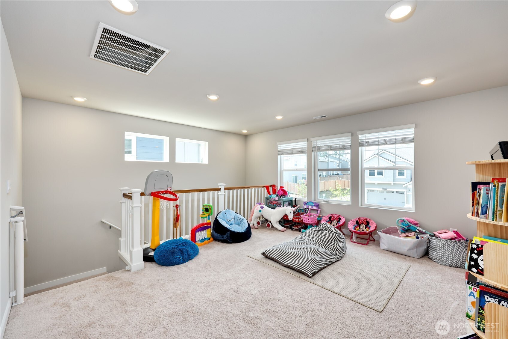 6067 Waverly Road Southwest Port Orchard, WA 98367 - Photo 18 of 29 Gallery Image 18