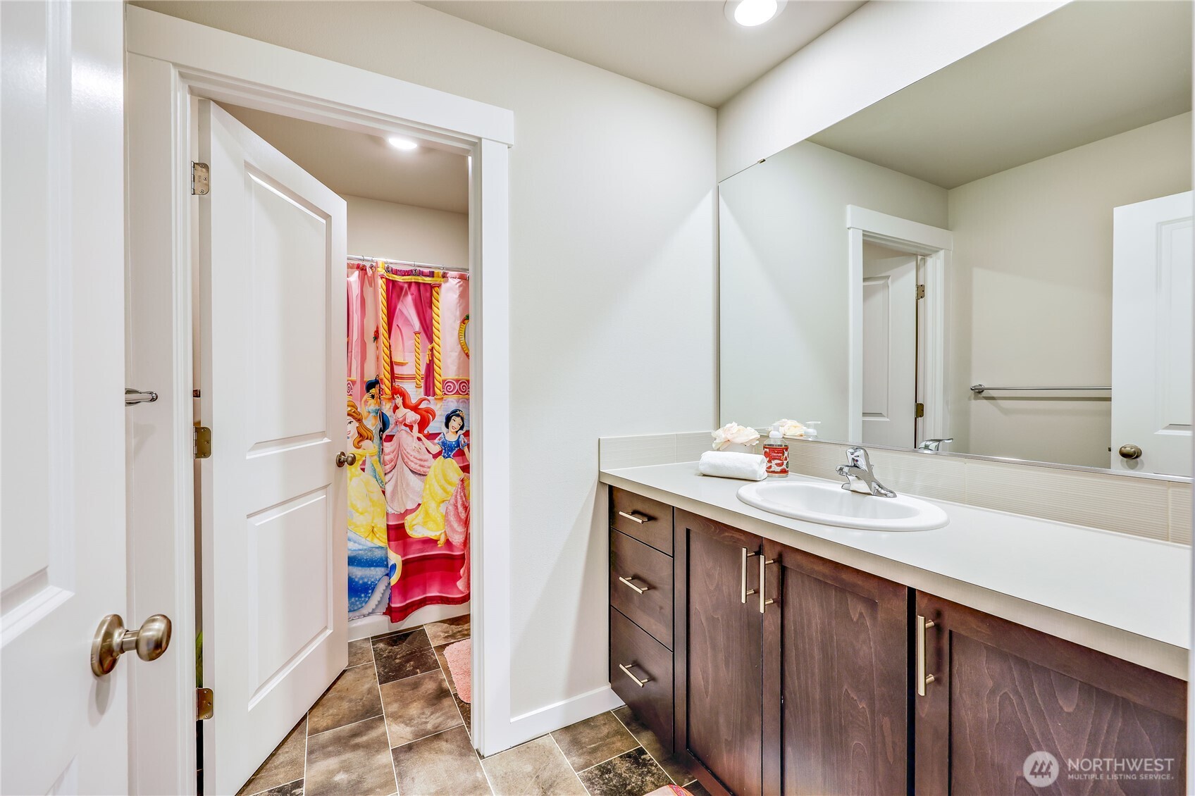 6067 Waverly Road Southwest Port Orchard, WA 98367 - Photo 27 of 29 Gallery Image 27