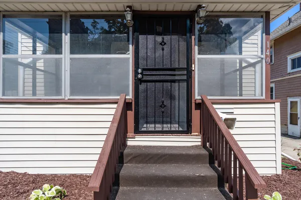 $105,000 | 140 Moore Street, Jackson, MI 49203