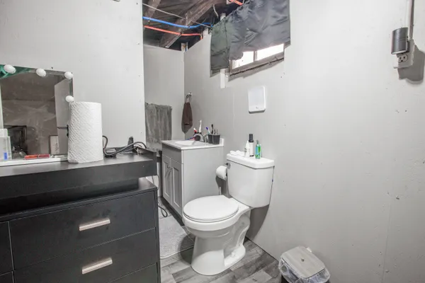 $105,000 | 140 Moore Street, Jackson, MI 49203