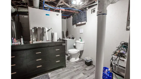 $105,000 | 140 Moore Street, Jackson, MI 49203