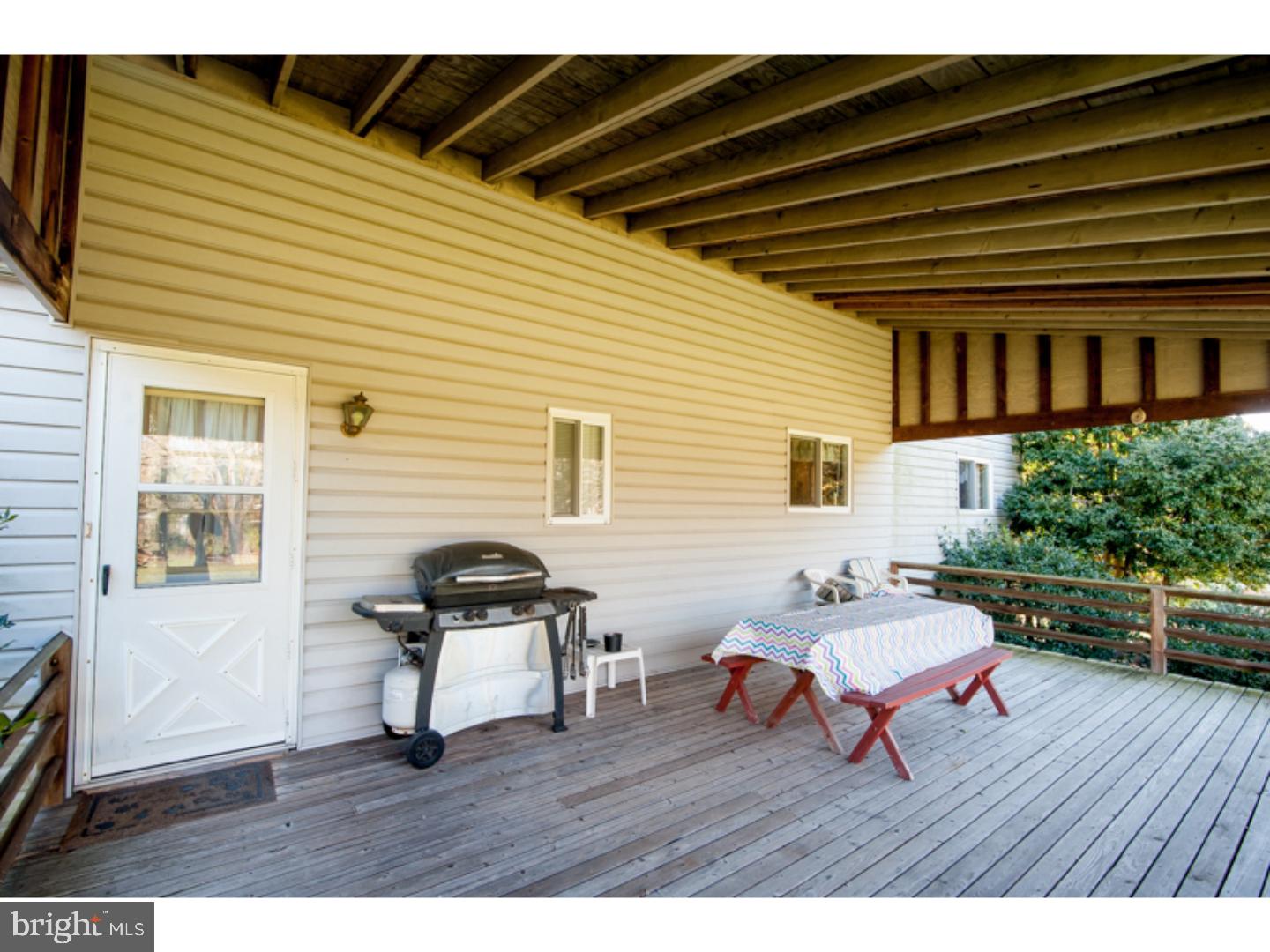 1055 Lavera Road Warminster, PA 18974 - Photo 23 of 25 Gallery Image 23