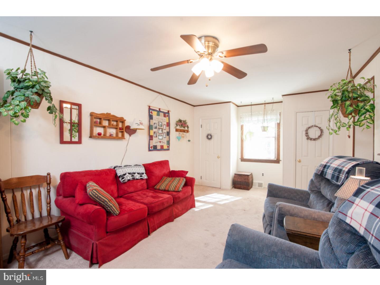 1055 Lavera Road Warminster, PA 18974 - Photo 8 of 25 Family Room