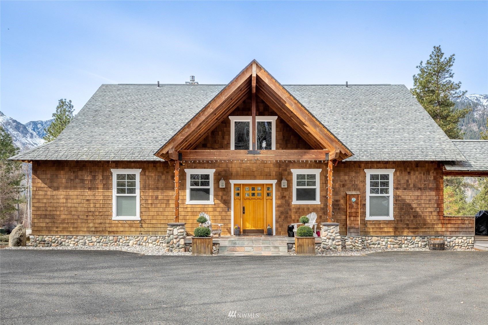 545 Dempsey Road Leavenworth, WA 98826 - Photo 1 of 40 Gallery Image 1