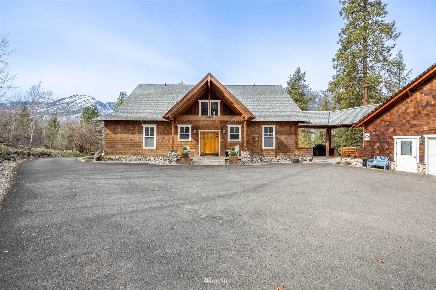 545 Dempsey Road Leavenworth, WA 98826 - Photo 2 of 40 Gallery Image 2