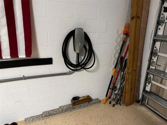 $3,900 | 4131 North Habana Avenue, Tampa, FL 33607