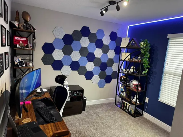 $3,900 | 4131 North Habana Avenue, Tampa, FL 33607