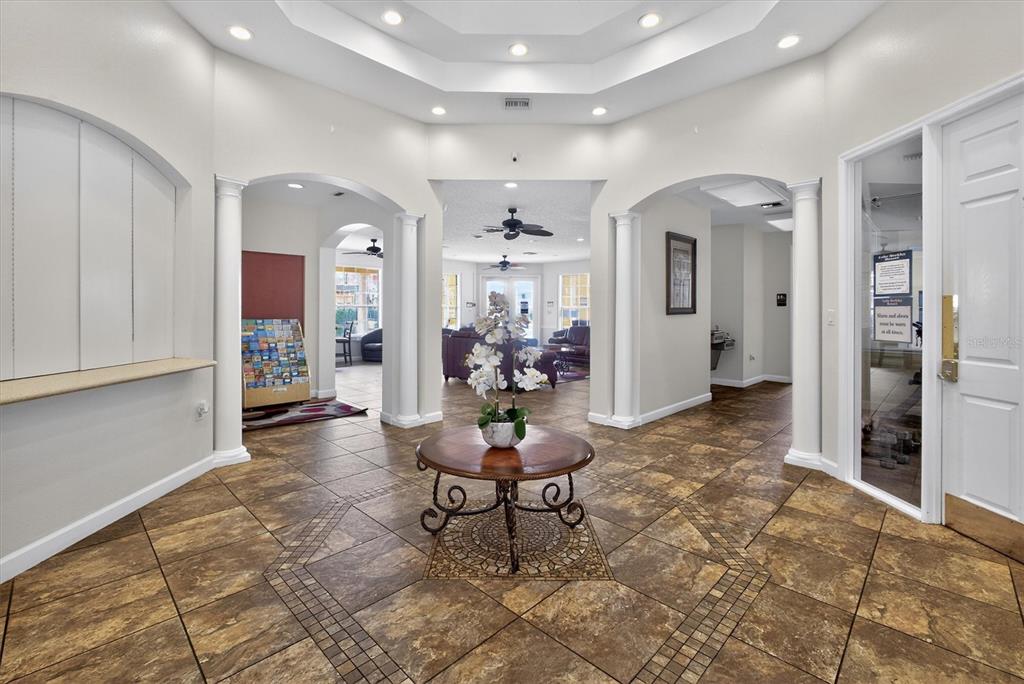 1066 Park Ridge Circle Kissimmee, FL 34746 - Photo 19 of 49 a living room with furniture