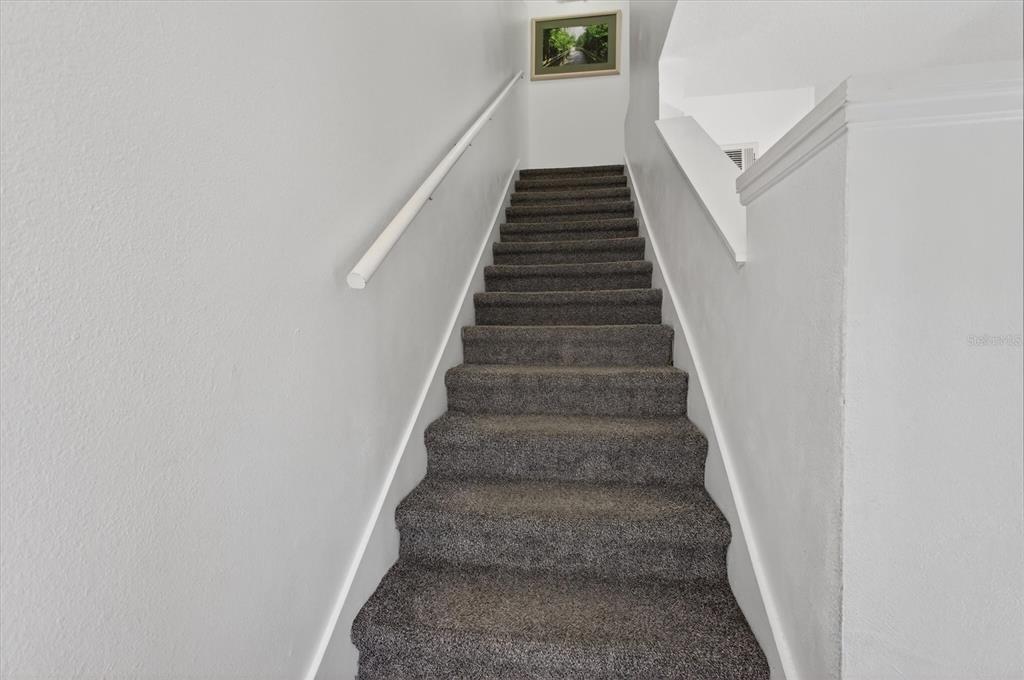 1066 Park Ridge Circle Kissimmee, FL 34746 - Photo 43 of 49 a view of entryway