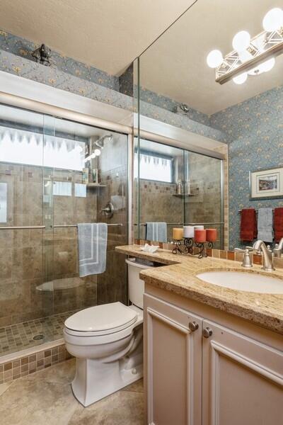 106 Timber Lane Jupiter, FL 33458 - Photo 21 of 35 Guest Bath