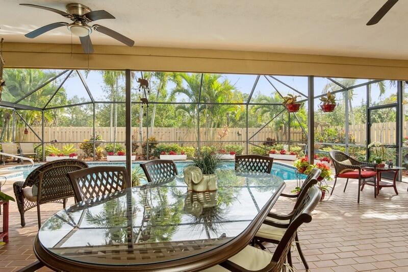 106 Timber Lane Jupiter, FL 33458 - Photo 25 of 35 Patio