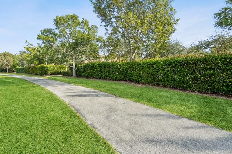 106 Timber Lane Jupiter, FL 33458 - Photo 34 of 35 Pathway