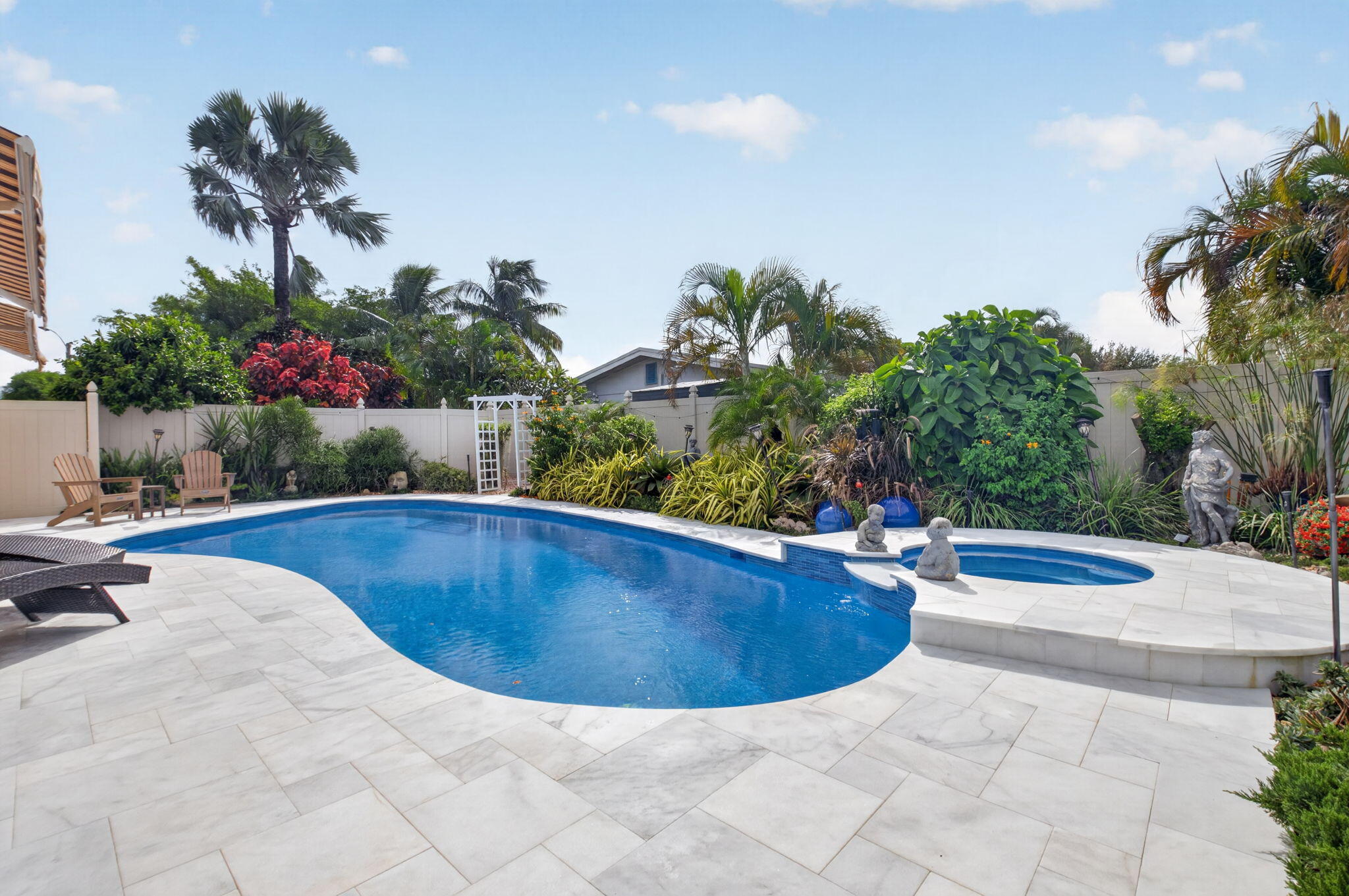 415 Colonial Road West Palm Beach, FL 33405 - Photo 4 of 58 57-web-or-mls-DSC_8406
