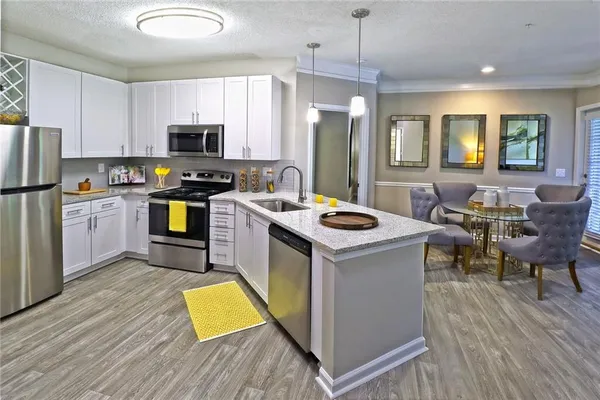 $2,413 | 6210 Peachtree Dunwoody Road, Unit 626, Atlanta, GA 30328