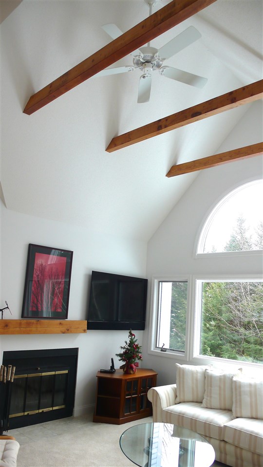 73 Osceola Road, Unit 6 Waterville Valley, NH 03215 - Photo 11 of 36 Gallery Image 11