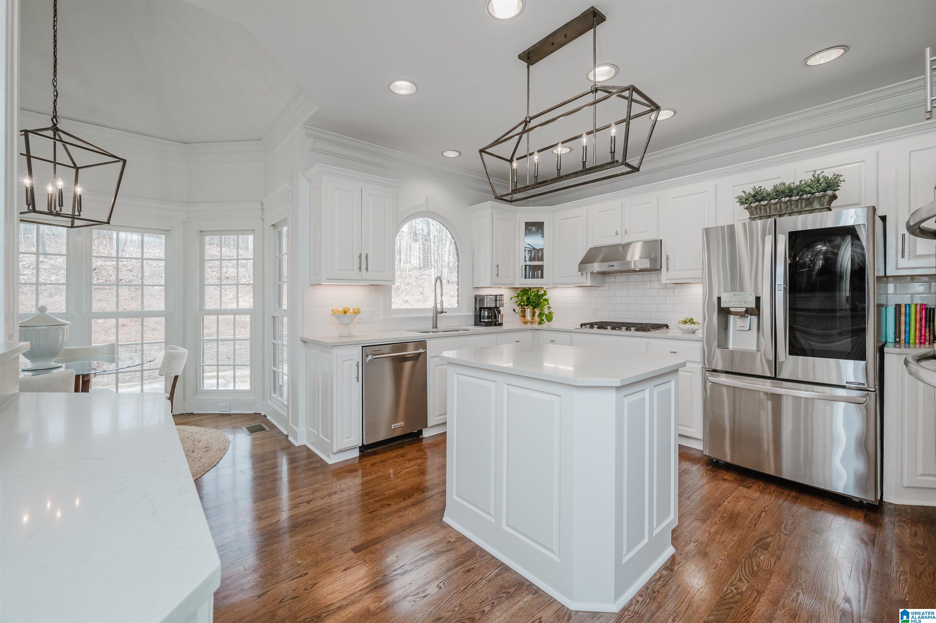 714 Park Ridge Circle Birmingham, AL 35242 - Photo 12 of 81